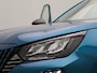 Peugeot 2008 1.2 Hybrid 145 Allure 8 Jaar Garantie | Apple Carplay | Keyless | Camera Voor + Achter | Parkeersenoren Voor en Achter | Cruise Control | Dodehoekbewaking | LED Verlichting