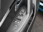 Peugeot 2008 1.2 Hybrid 145 Allure 8 Jaar Garantie | Apple Carplay | Keyless | Camera Voor + Achter | Parkeersenoren Voor en Achter | Cruise Control | Dodehoekbewaking | LED Verlichting