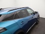 Peugeot 2008 1.2 Hybrid 145 Allure 8 Jaar Garantie | Apple Carplay | Keyless | Camera Voor + Achter | Parkeersenoren Voor en Achter | Cruise Control | Dodehoekbewaking | LED Verlichting