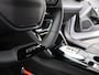 Peugeot 2008 1.2 Hybrid 145 GT | Camera Voor en Achter | Drive Assist | Adaptieve Cruise Control | Parkeersensoren Voor en Achter | Navigatie | Apple Carplay/Android Auto | 18" Inch Lichtmetalen Velgen