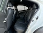 Lexus UX 300h Ultimate Edition | NL-Auto | Stoel & Stuurverwarming | Carplay |