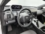 Toyota BZ4X Dynamic 71 kWh Bi-Tone | BTW voertuig | Panoramadak | Stoel+stuurverwarming | 360 Camera | Elektrisch verstelbare bestuurdersstoel | Elektrische achterklep | Dodehoek detectie | Parkeersensoren voor+achter |