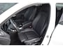 Mercedes-Benz GLA 200 Business Solution Luxury | CAMERA | TREKHAAK | SFEERVERLICHTING | LEDER |