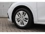 Skoda Octavia Combi 1.0 e-TSI 110pk DSG Ambition | Trekhaak | Navigatie | App Connect | Parkeersensoren |