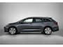 Toyota Corolla Touring Sports Hybrid 140 Dynamic | BTW voertuig | Parkeersensoren voor+achter | Stoelverwarming | Draadloze telefoonlader | Apple CarPlay/Android Auto | Cruise Control Adaptive |  Buy & Drive!