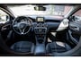 Mercedes-Benz A-klasse 180 Ambition | Aut | Navi | PDC | Xenon | Cruise | 18" lmv |