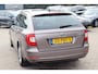 Skoda Superb Combi 1.8 TSI Ambition Business Line | Climate control | Cruise control | Xenon | Ruime stationcar!