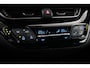 Toyota C-HR / C-HR+ 1.8 Hybrid Bi-Tone Plus | Trekhaak | Navigatie | Dodehoek detectie | JBL | Stoel-/stuurverwarming | Full LED | Parkeersensoren voor/achter | Keyless | Adaptive Cruise | Clima | 18 inch