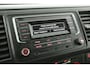 Volkswagen Transporter 2.0 TDI L2H1 140PK | Airco | Cruise | Trekhaak | 3 Zits | Sidebars