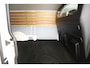 Volkswagen Transporter 2.0 TDI L2H1 140PK | Airco | Cruise | Trekhaak | 3 Zits | Sidebars