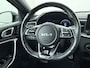 Kia ProCeed 1.5 T-GDi GT-Line - Navigatie - Achteruitrijcamera - Climate control - Stoelverwarming - Stuurverwarming - Stoelverwarming - Fabrieksgarantie t/m 2030