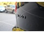 Volvo XC40 B4 Plus Black Edition | Panoramadak | Trekhaak | Verwarmbare voorstoelen, achterbank en stuurwiel | 360 graden camera | Premium audio by Harman Kardon | Apple carplay/Android auto