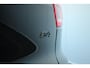 Volvo XC40 B4 Plus Black Edition | Panoramadak | Trekhaak | Verwarmbare voorstoelen, achterbank en stuurwiel | 360 graden camera | Premium audio by Harman Kardon | Apple carplay/Android auto