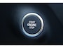 Volvo XC40 B4 Plus Black Edition | Panoramadak | Trekhaak | Verwarmbare voorstoelen, achterbank en stuurwiel | 360 graden camera | Premium audio by Harman Kardon | Apple carplay/Android auto