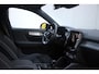 Volvo XC40 B4 Plus Black Edition | Panoramadak | Trekhaak | Verwarmbare voorstoelen, achterbank en stuurwiel | 360 graden camera | Premium audio by Harman Kardon | Apple carplay/Android auto