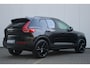 Volvo XC40 B4 Plus Black Edition | Panoramadak | Trekhaak | Verwarmbare voorstoelen, achterbank en stuurwiel | 360 graden camera | Premium audio by Harman Kardon | Apple carplay/Android auto