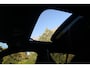 Volvo XC40 B4 Plus Black Edition | Panoramadak | Trekhaak | Verwarmbare voorstoelen, achterbank en stuurwiel | 360 graden camera | Premium audio by Harman Kardon | Apple carplay/Android auto