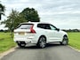 Volvo XC60 T6 Recharge R-Design|Pano|21”|ACC|Trekhaak|Memory|Keyless|Topstaat!