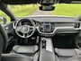 Volvo XC60 T6 Recharge R-Design|Pano|21”|ACC|Trekhaak|Memory|Keyless|Topstaat!