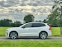 Volvo XC60 T6 Recharge R-Design|Pano|21”|ACC|Trekhaak|Memory|Keyless|Topstaat!