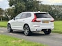 Volvo XC60 T6 Recharge R-Design|Pano|21”|ACC|Trekhaak|Memory|Keyless|Topstaat!