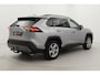 Toyota RAV4 2.5 Hybrid AWD Dynamic | Trekhaak (1.650 KG) | Dodehoek detectie | Navigatie | Stoel-/stuurverwarming | Keyless | Adaptive Cruise | Digitale binnenspiegel | Clima | Parkeersensoren voor/achter | Camera | 18 inch