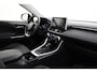 Toyota RAV4 2.5 Hybrid AWD Dynamic | Trekhaak (1.650 KG) | Dodehoek detectie | Navigatie | Stoel-/stuurverwarming | Keyless | Adaptive Cruise | Digitale binnenspiegel | Clima | Parkeersensoren voor/achter | Camera | 18 inch