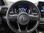 Toyota Yaris 1.5 Hybrid 115 Dynamic Comfort Pack | BTW voertuig | Dodehoek detectie | Stoel+stuurverwarming | Parkeersensoren voor+achter | Navigatie | Climate Control | Cruise Control Adaptive | Achteruitrijcamera | Bluetooth |