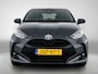 Toyota Yaris 1.5 Hybrid 115 Dynamic Comfort Pack | BTW voertuig | Dodehoek detectie | Stoel+stuurverwarming | Parkeersensoren voor+achter | Navigatie | Climate Control | Cruise Control Adaptive | Achteruitrijcamera | Bluetooth |