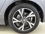 Toyota Yaris 1.5 Hybrid 115 Dynamic Comfort Pack | BTW voertuig | Dodehoek detectie | Stoel+stuurverwarming | Parkeersensoren voor+achter | Navigatie | Climate Control | Cruise Control Adaptive | Achteruitrijcamera | Bluetooth |