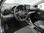 Toyota Yaris 1.5 Hybrid 115 Dynamic Comfort Pack | BTW voertuig | Dodehoek detectie | Stoel+stuurverwarming | Parkeersensoren voor+achter | Navigatie | Climate Control | Cruise Control Adaptive | Achteruitrijcamera | Bluetooth |