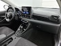 Toyota Yaris 1.5 Hybrid 115 Dynamic Comfort Pack | BTW voertuig | Dodehoek detectie | Stoel+stuurverwarming | Parkeersensoren voor+achter | Navigatie | Climate Control | Cruise Control Adaptive | Achteruitrijcamera | Bluetooth |