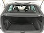 Skoda Kamiq 1.0 TSI 110pk Sport Business / Panorama dak / Navigatie by APP / LM 17 inch / Camera / LED /