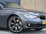 BMW 3-Serie Touring 320d High Executive Automaat | ACC | HUD | LED | Trekhaak |