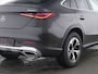 Mercedes-Benz GLC Coupe 300 e 4MATIC AMG Plug-In Hybride Avantgarde Premium | Panorama Schuif-Kanteldak | Trekhaak | Distronic | Stoel en Stuurverwarming. Inclusief 24 maanden MB Certified garantie voor Europa.