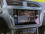 Volkswagen Tiguan 1.4 TSI 245pk eHybrid R-Line Business+ DSG Automaat / Panorama schuifk dak / Navigatie / Matrix LED / LM 19 inch / Wegkl trekhaak