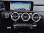 Mercedes-Benz A-klasse 180 AMG Line | Panoramadak | Sfeerverlichting |