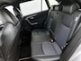 Toyota RAV4 2.5 Hybrid Style Bi-Tone | BTW voertuig | Stoelverwarming | Draadloze telefoonlader | Parkeersensoren voor+achter | Elektrische achterklep | Volledig digitaal scherm |