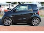 smart EQ Fortwo Business Solution 18 kWh, Leer, Stoelverwarming, Panoramadak, Navi, App connect, Camera, Cruise, Clima