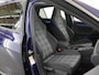 Volkswagen Golf 1.4 eHybrid GTE | Panoramadak | Stoel/Stuurverwarming | Cruise Control Adaptief | HUD | 18'' Lichtmetalen Velgen | Apple Carplay/Android Auto | Keyless Entry/Go |