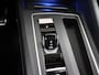 Volkswagen Golf 1.4 eHybrid GTE | Panoramadak | Stoel/Stuurverwarming | Cruise Control Adaptief | HUD | 18'' Lichtmetalen Velgen | Apple Carplay/Android Auto | Keyless Entry/Go |