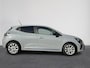 Renault Clio 1.0 TCe 90 GPF Evolution | 4670 Km! | Automaat | Airco | Cruise | Carplay | Navi by App | PDC achter | 16 inch Lm velgen |  ( Vestiging - Nieuwegein )