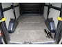 Ford Transit Custom 300 2.0 TDCI L1H1 Trail BJ2022 Lmv 16" (Zwart) | Led | Pdc | Trekhaak | Verwarmde voorruit | Achteruitrijcamera | Navi | Airco | Cruise control | Lederen bekleding | Verwarmde voorstoelen | Tussenschot | Achterdeuren | Zijdeur | Bijrijdersbank|3 Persoons
