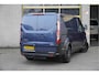 Ford Transit Custom 300 2.0 TDCI L1H1 Trail BJ2022 Lmv 16" (Zwart) | Led | Pdc | Trekhaak | Verwarmde voorruit | Achteruitrijcamera | Navi | Airco | Cruise control | Lederen bekleding | Verwarmde voorstoelen | Tussenschot | Achterdeuren | Zijdeur | Bijrijdersbank|3 Persoons