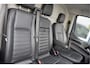 Ford Transit Custom 300 2.0 TDCI L1H1 Trail BJ2022 Lmv 16" (Zwart) | Led | Pdc | Trekhaak | Verwarmde voorruit | Achteruitrijcamera | Navi | Airco | Cruise control | Lederen bekleding | Verwarmde voorstoelen | Tussenschot | Achterdeuren | Zijdeur | Bijrijdersbank|3 Persoons