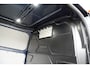 Ford Transit Custom 300 2.0 TDCI L1H1 Trail BJ2022 Lmv 16" (Zwart) | Led | Pdc | Trekhaak | Verwarmde voorruit | Achteruitrijcamera | Navi | Airco | Cruise control | Lederen bekleding | Verwarmde voorstoelen | Tussenschot | Achterdeuren | Zijdeur | Bijrijdersbank|3 Persoons