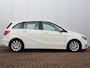 Mercedes-Benz B-klasse 180 | Lichtmetalen velgen | Achteruitrijcamera | Parkeersensoren voor/achter | Stoelverwarming