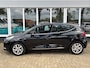 Renault Clio 0.9 TCe Limited | Parkeersensoren | Bluetooth | Keyless | Navi | Cruise