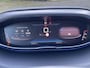Peugeot 5008 SUV Allure Pack Business 130 pk Automaat | Navigatie | Dodehoekwaarsch. | 7-zits | Elektrische kofferbak | Parkeercamera voor/achter