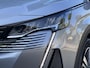 Peugeot 5008 SUV Allure Pack Business 130 pk Automaat | Navigatie | Dodehoekwaarsch. | 7-zits | Elektrische kofferbak | Parkeercamera voor/achter